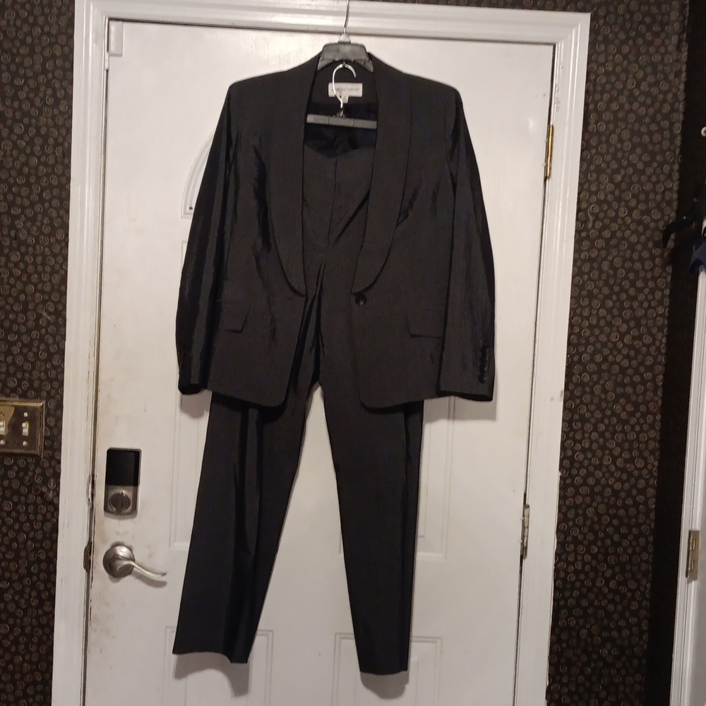 Jones New York Women's Gray Pantsuit - Picture 5 of 5